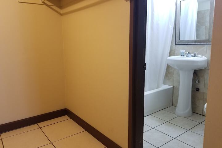 Room 36 of 47