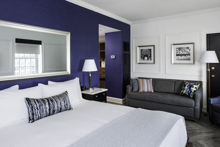 Room 15 of 32