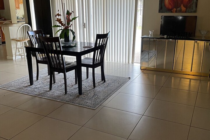 Cozy Guest House Florida Tamarac