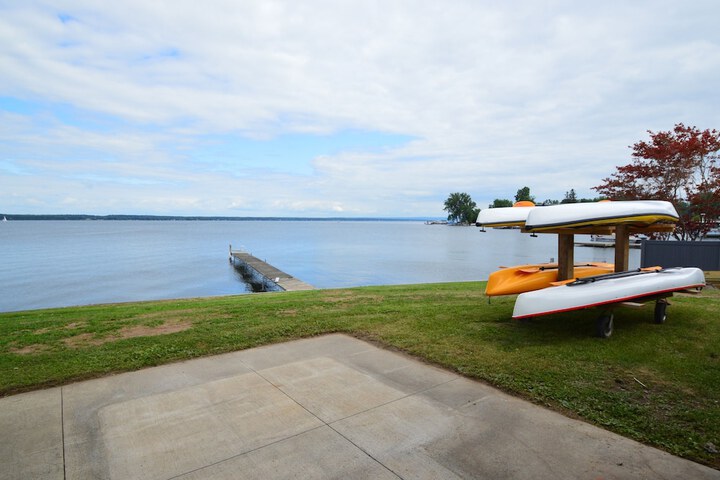 Waters Edge B & B Resort