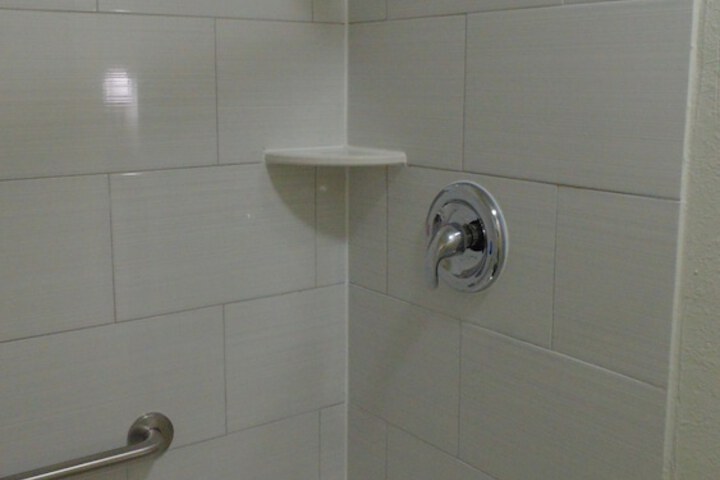 Room 10 of 35