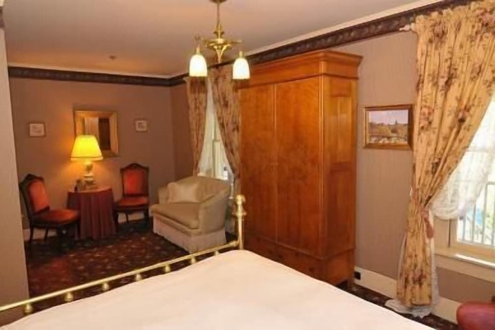 Atlantic Hotel