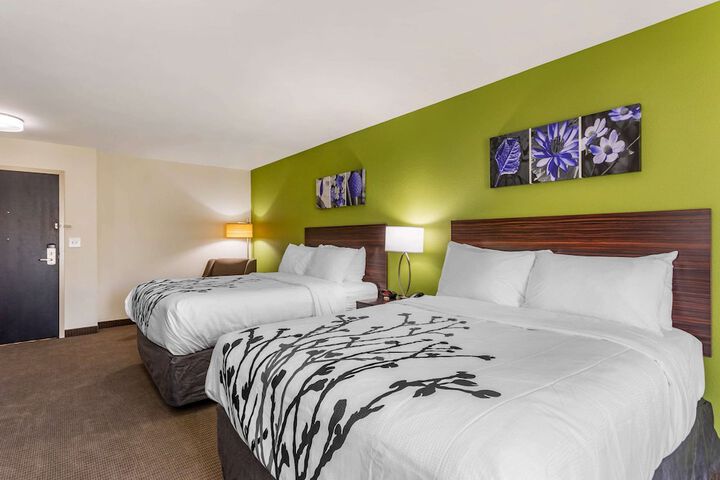 Room 14 of 35