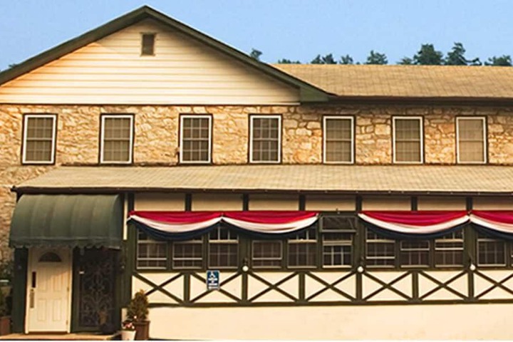 Mountain Creek Tavern