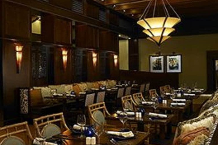 Dining 74 of 107