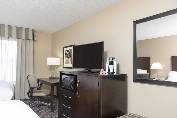 Room 11 of 42