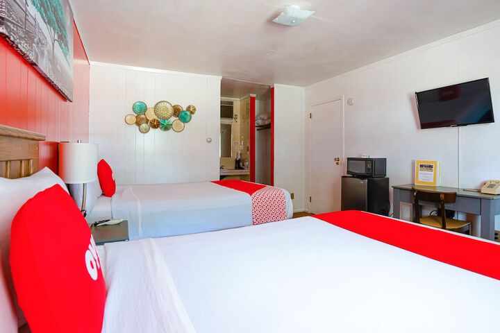 Room 7 of 23
