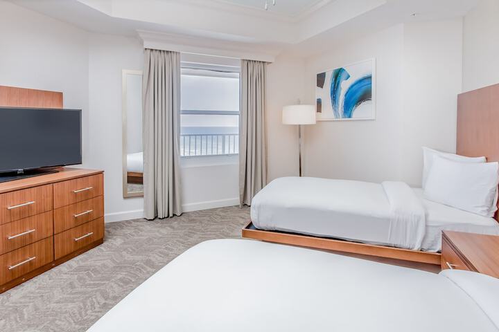 Room 44 of 187