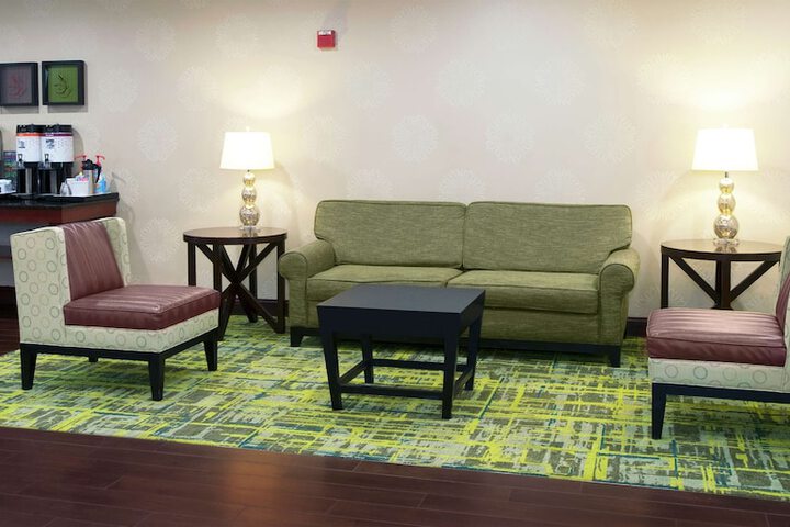 Hampton Inn & Suites Lamar