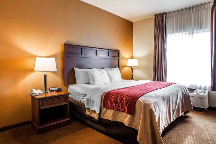 Comfort Inn & Suites Grinnell near I-80