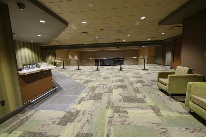 Ballroom/Hall 42 of 54