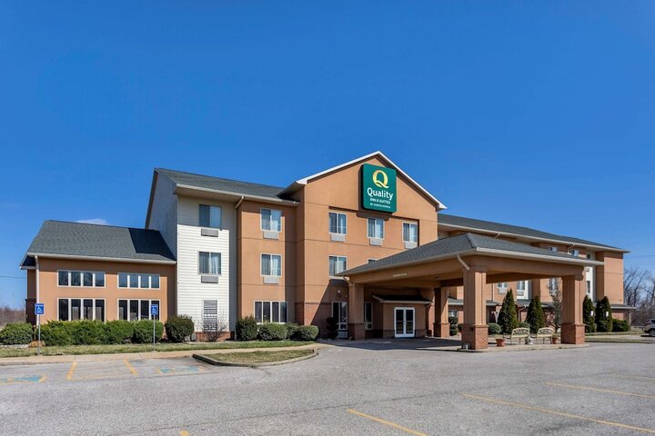 Hotel 3 of 33