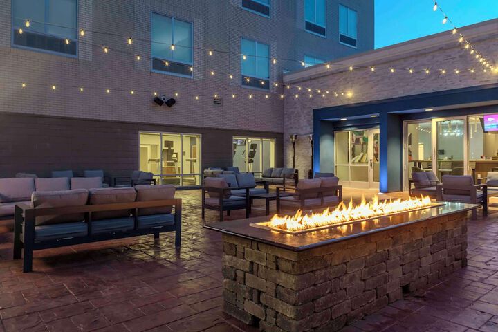 Terrace/Patio 31 of 32