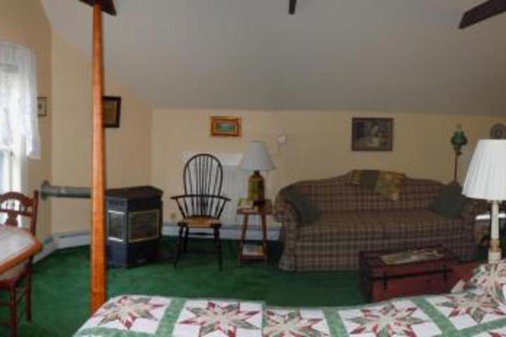 Fitch Hill Inn
