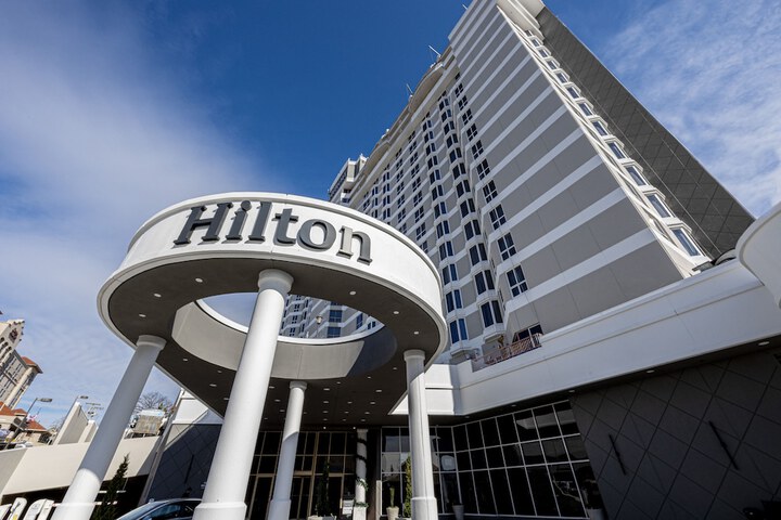 Hotel 4 of 58