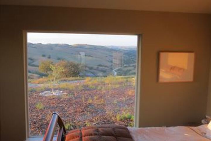 Top of The Hill 4 Br Home by RedAwning