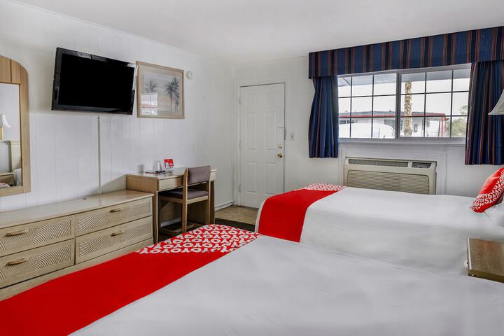 Room 7 of 19