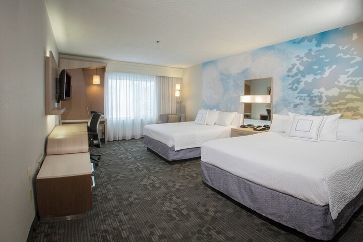 Room 35 of 53