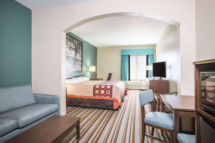 Room 22 of 30