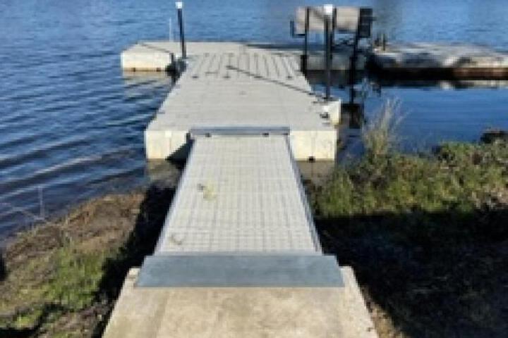 Gearhart Lakefront Vacation Rental