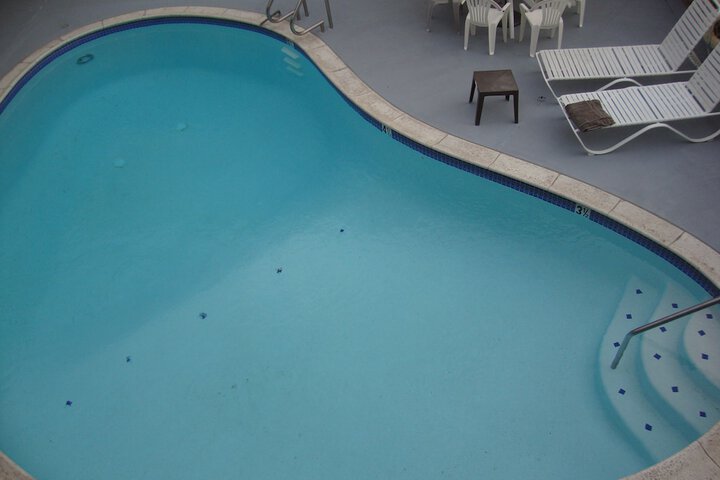 Pool 11 of 100