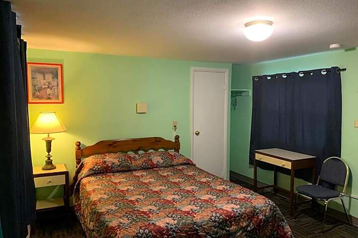 Tour Inn Motel