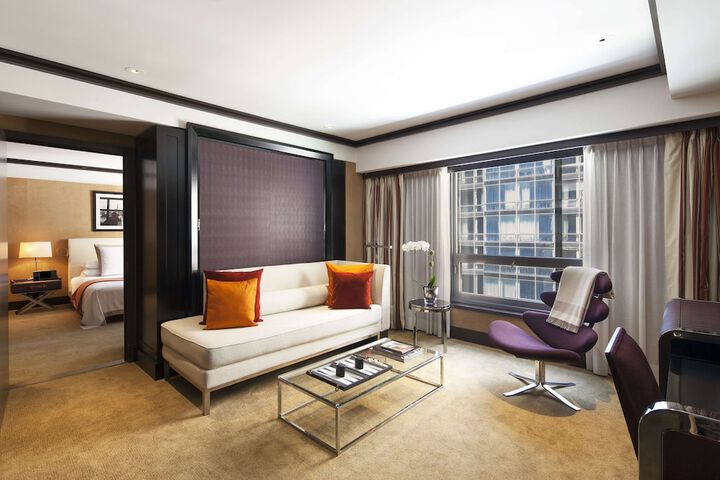 Room 16 of 70