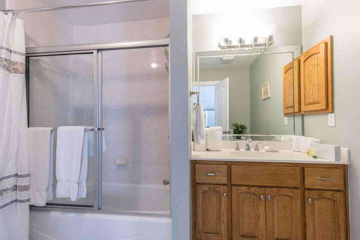 TREASURE ISLAND TOWNHOUSE
