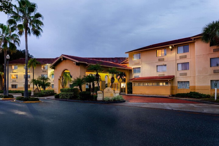 Hotel 4 of 60