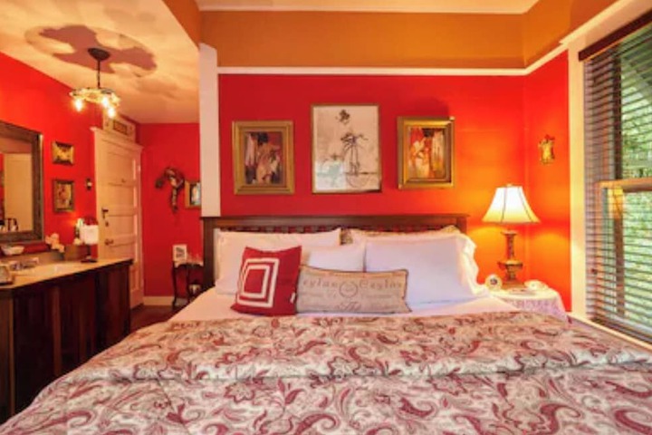 Room 22 of 78