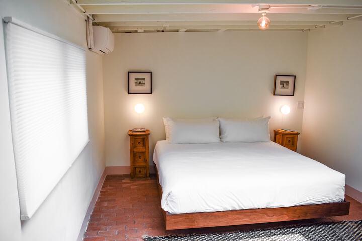 Room 33 of 75