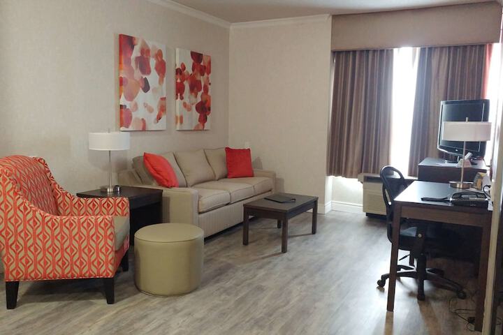 Room 33 of 50