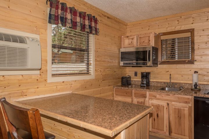 Upper Canyon Inn & Cabins
