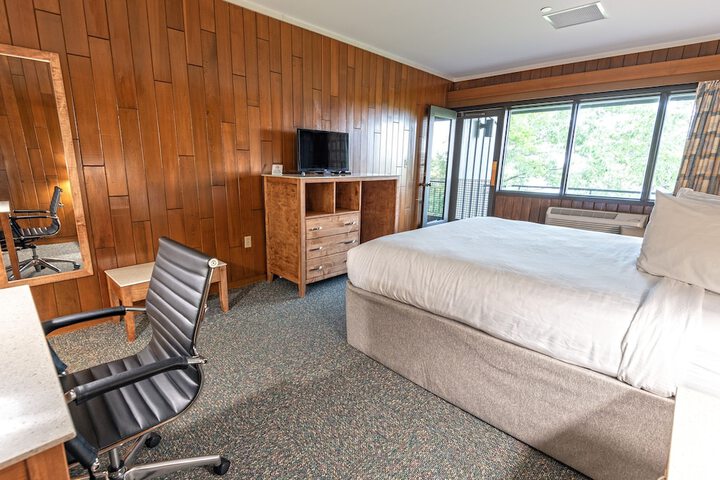 Room 22 of 73