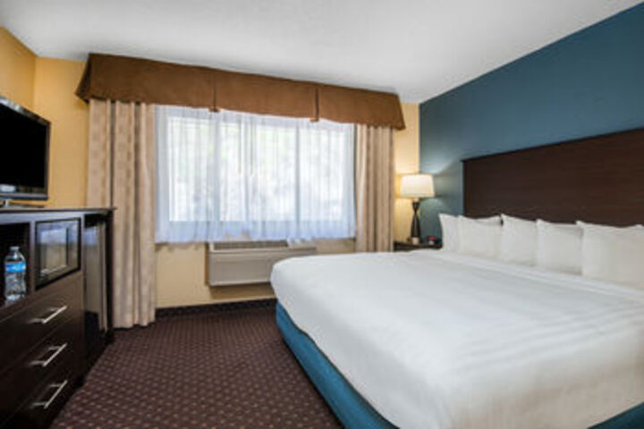 Americinn Lodge and Suites Eagle