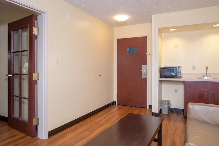 Room 18 of 42