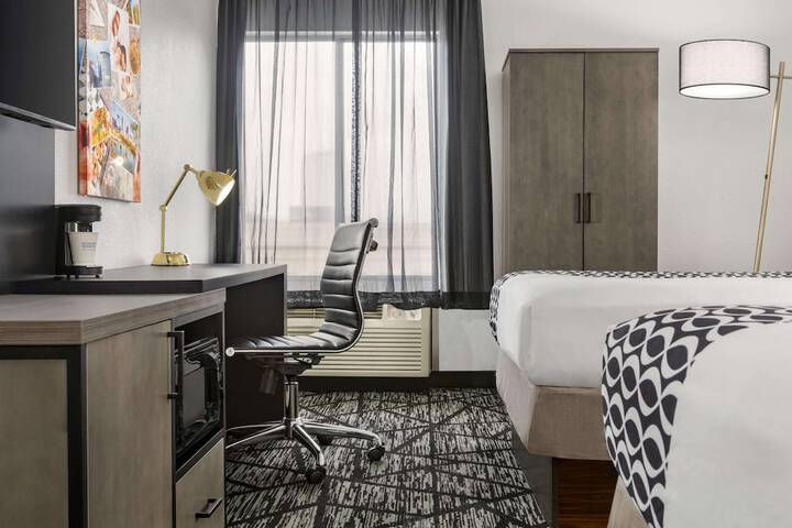 Room 29 of 56