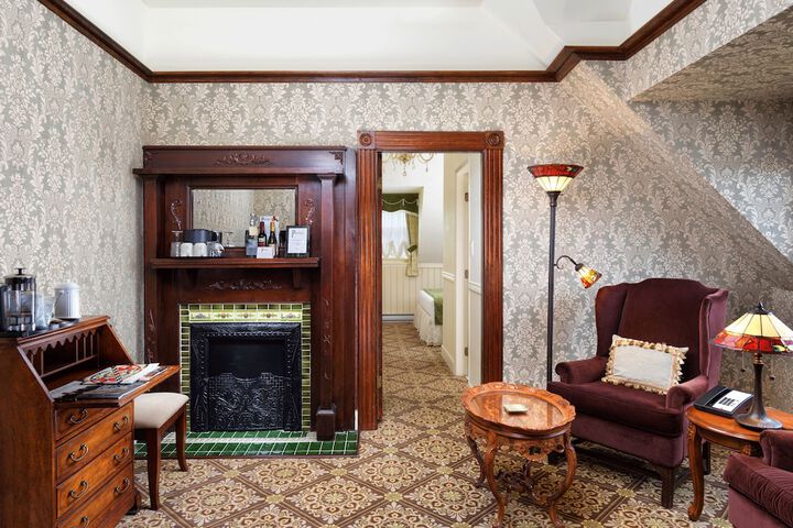 Room 24 of 57