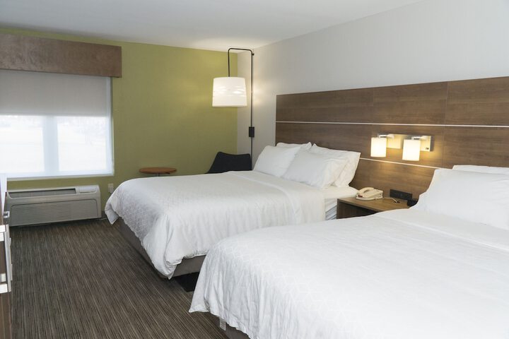 Room 21 of 82