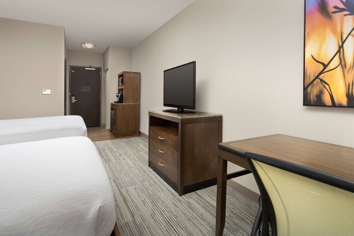 Room 35 of 48