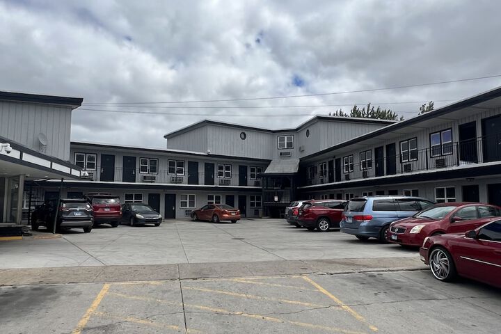 Cindy Lyn Motel