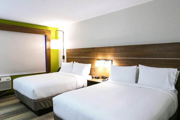 Room 36 of 72