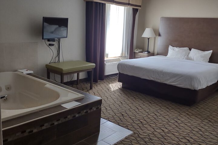 Room 13 of 31