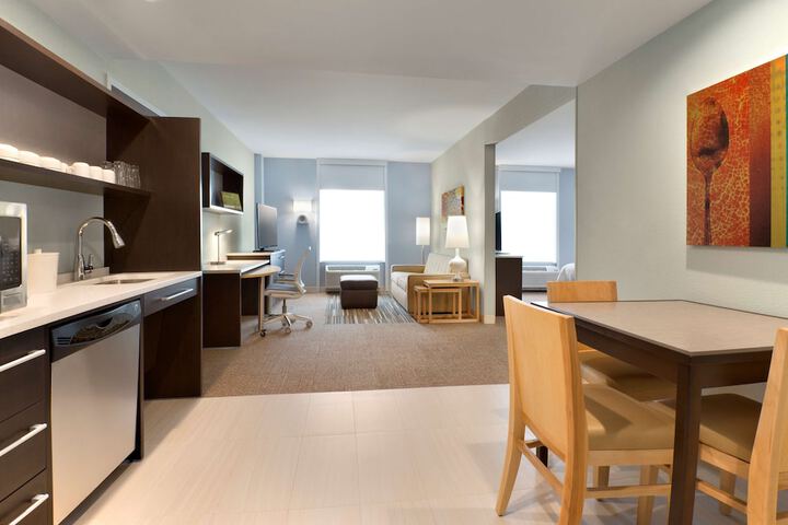 Room 14 of 24