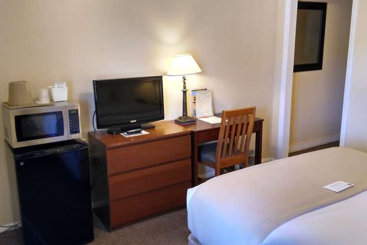 Room 41 of 46