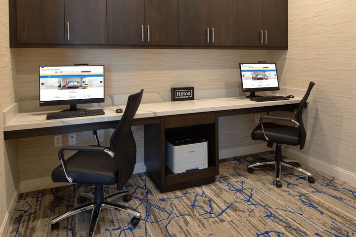 Business Center 42 of 42