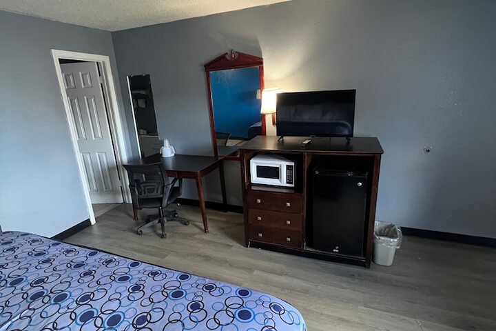 Room 14 of 41