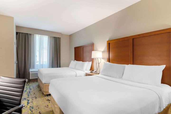 Room 21 of 34