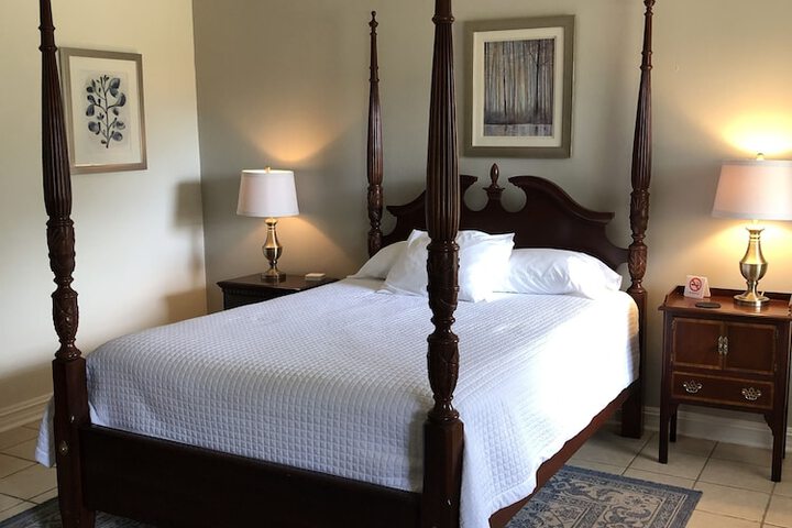 Greenwood Plantation B & B