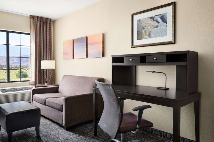 Room 19 of 33